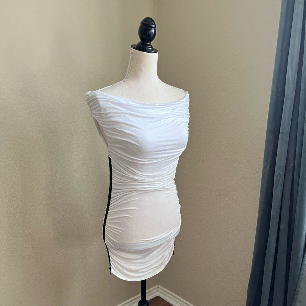 Bebe White Ruched Off Shoulder Mini Dress with Black side Zippers Small